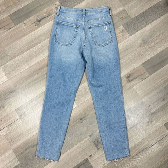 Old Navy High Rise OG Straight Raw Hew Mom Jeans Blue 4 Ankle Distressed - Picture 5 of 13